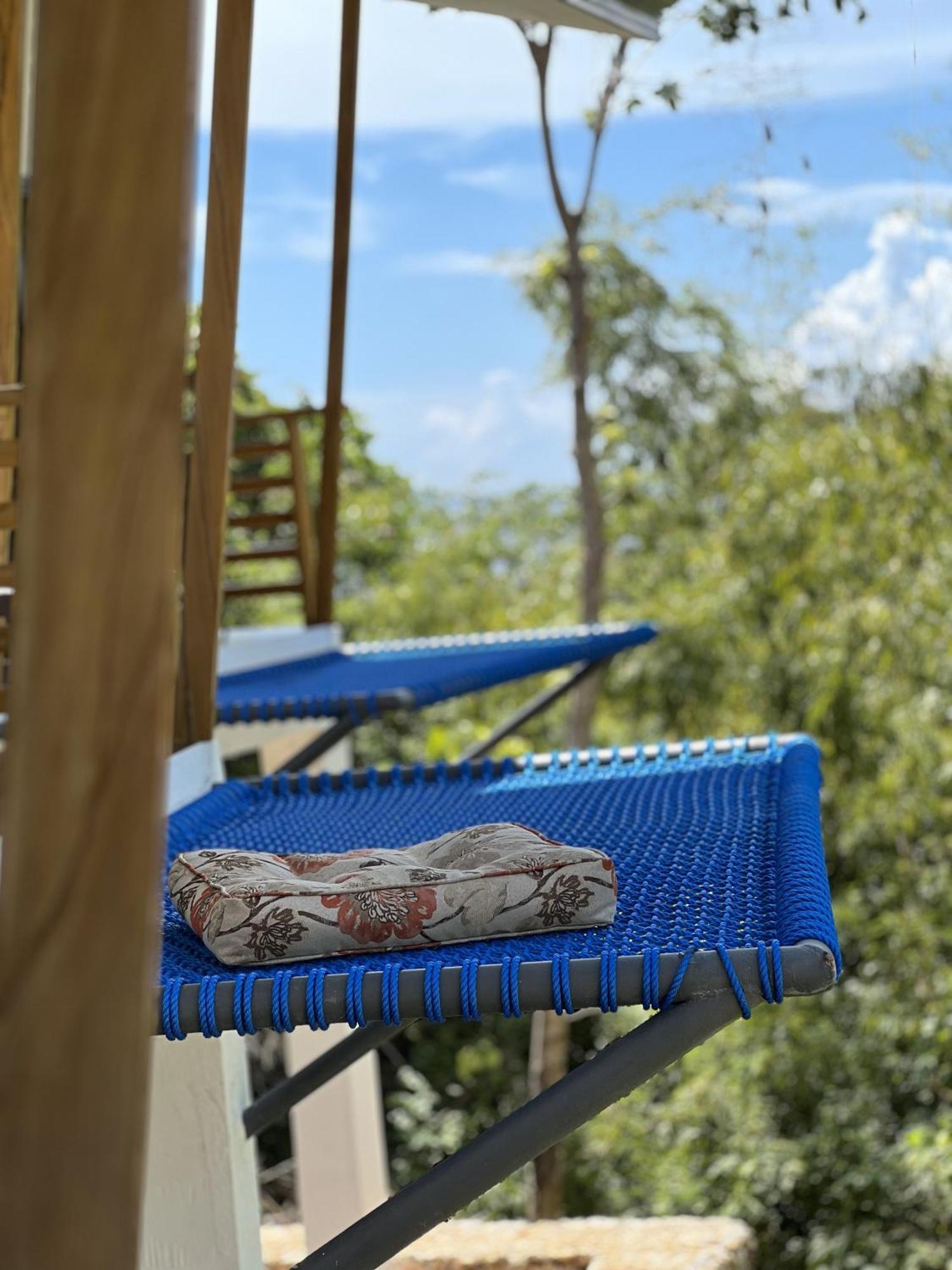 Hotel Thepureyann à San Juan  Extérieur photo
